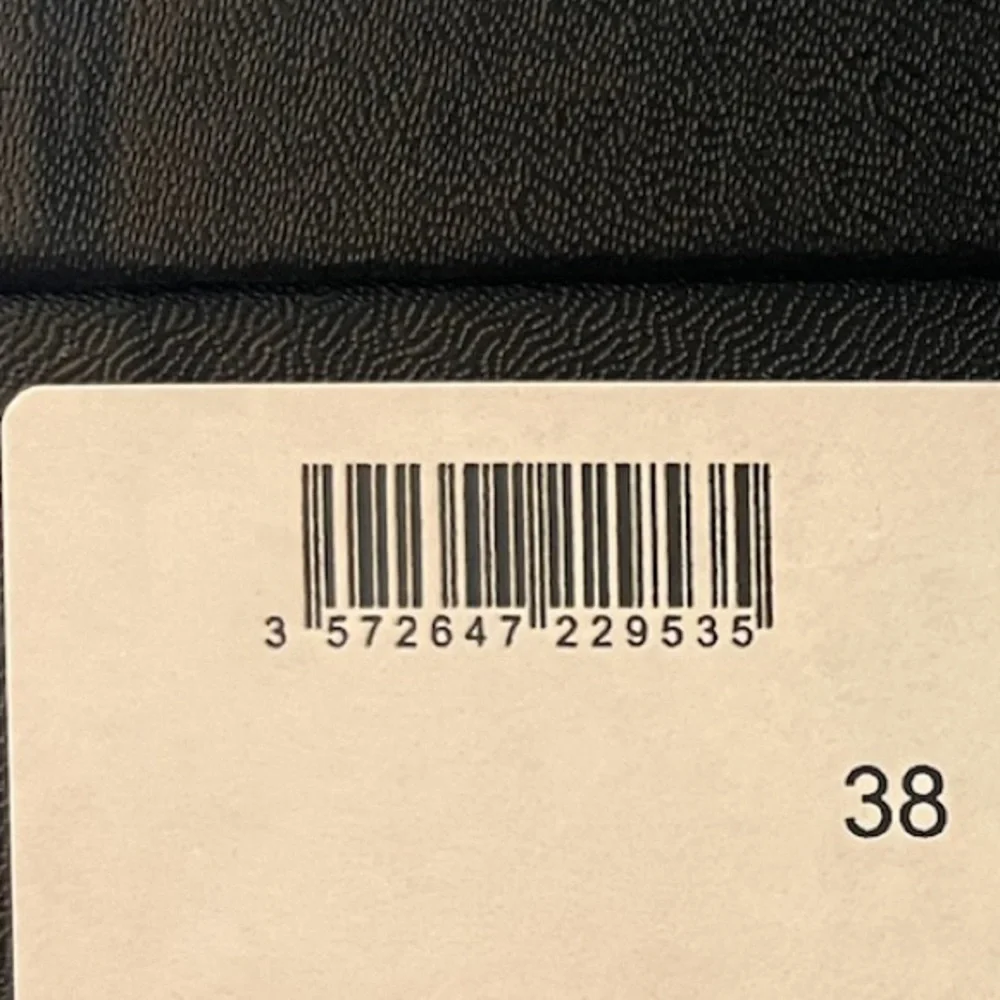 Chanel Camellia Thong Flip Flops - Picture 12 of 12